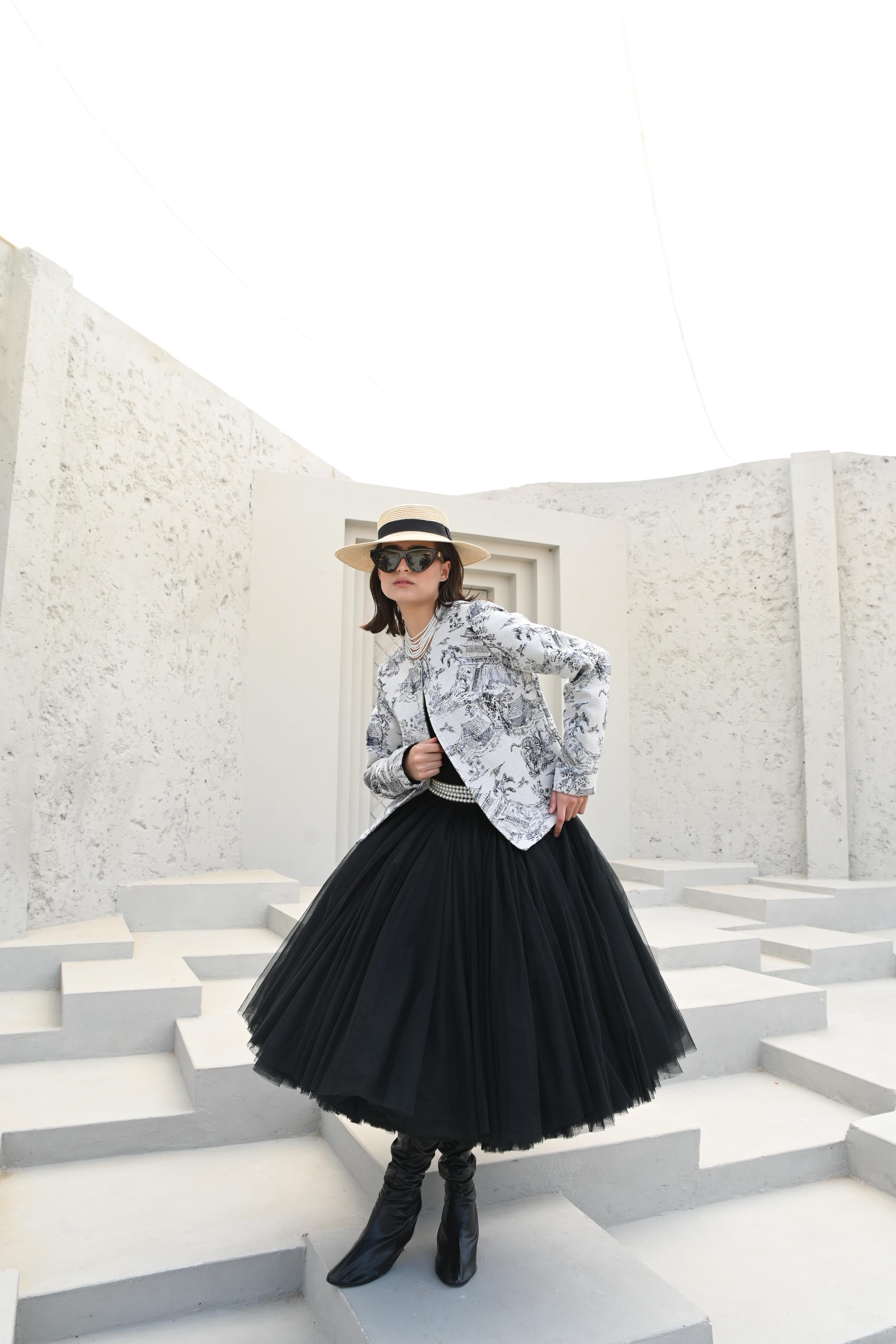 Fitted Asian Village Jacquard Jacket