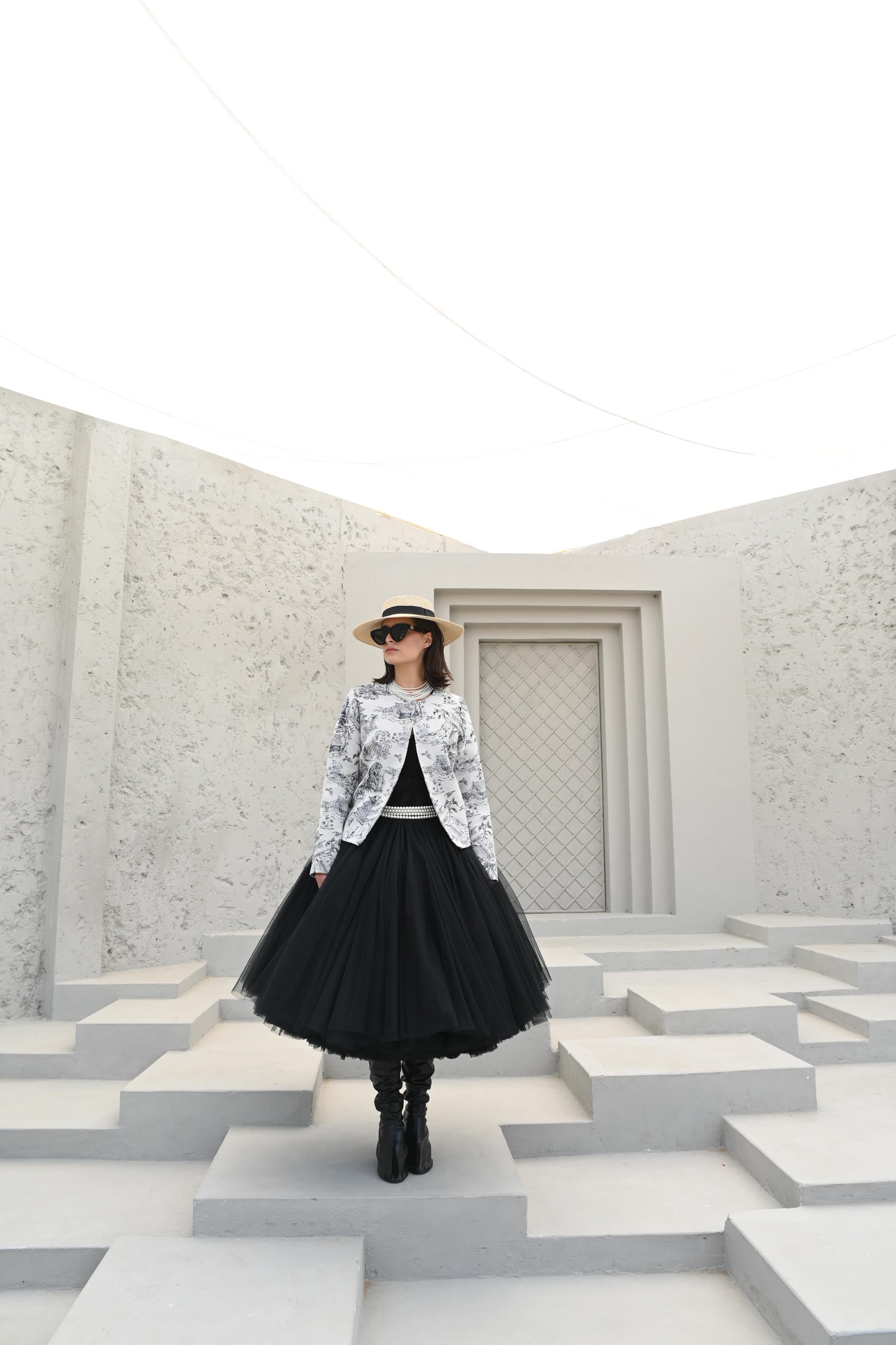 Fitted Asian Village Jacquard Jacket